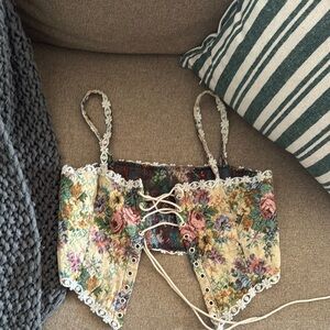 SHEIN Cream Floral Crop Top with Lace-Up Detail